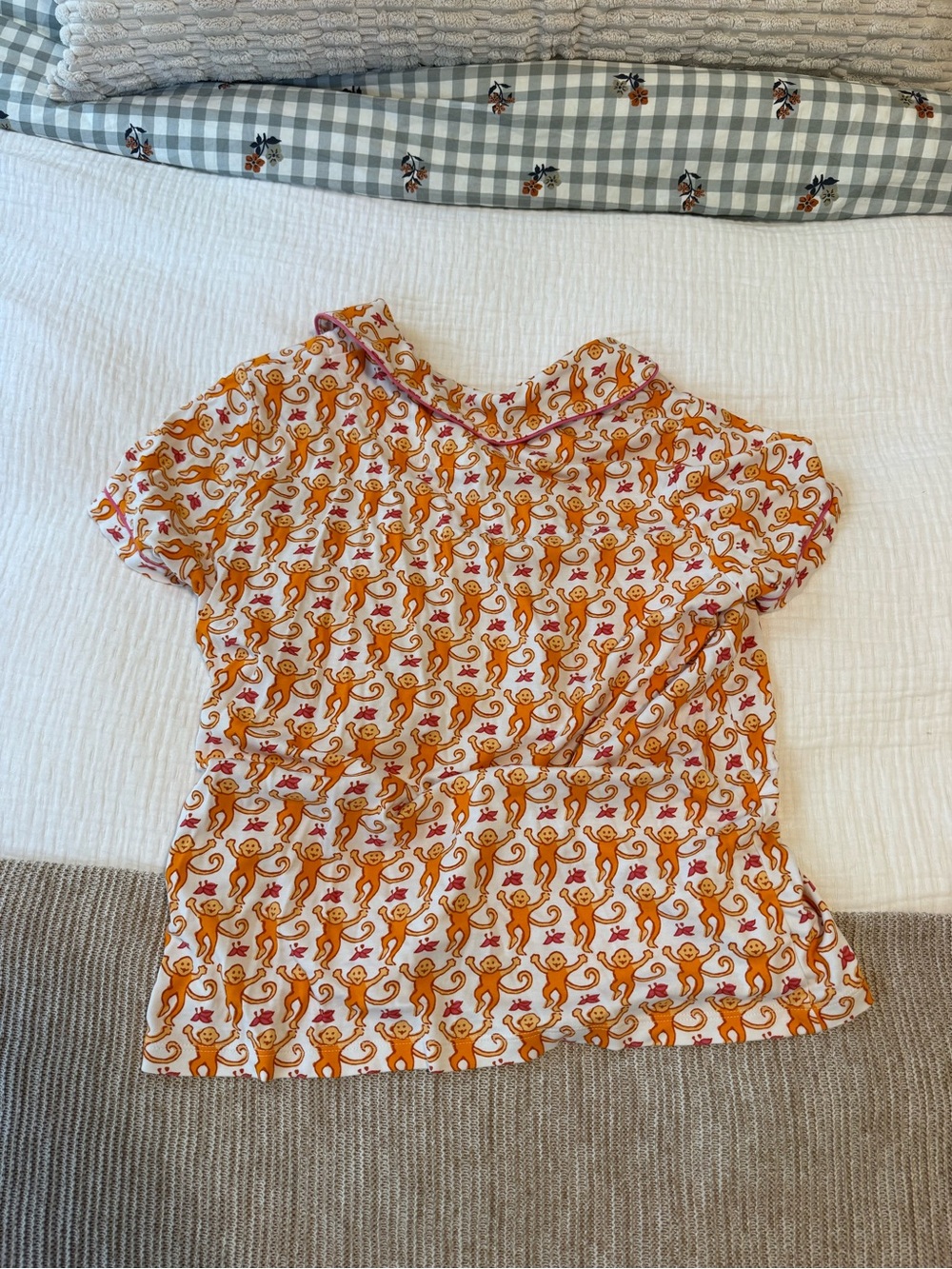 Roller Rabbit Pajama Top - Picture 2 of 4